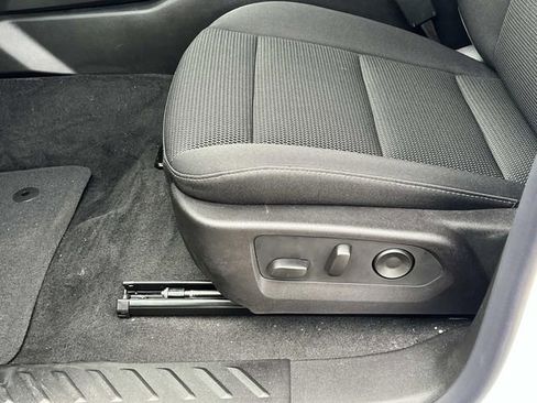 New 2026 GMC Canyon Elevation w/ Convenience Package image 17