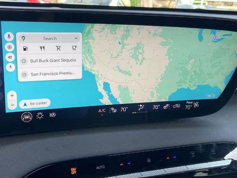 Used 2025 Buick Enclave Preferred image 10