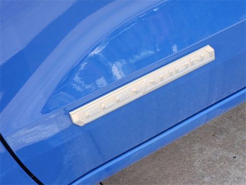 New 2026 GMC Canyon Elevation w/ Convenience Package image 8