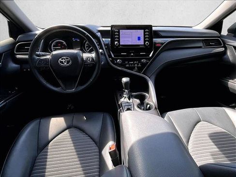 Used 2024 Toyota Camry SE FWD image 16