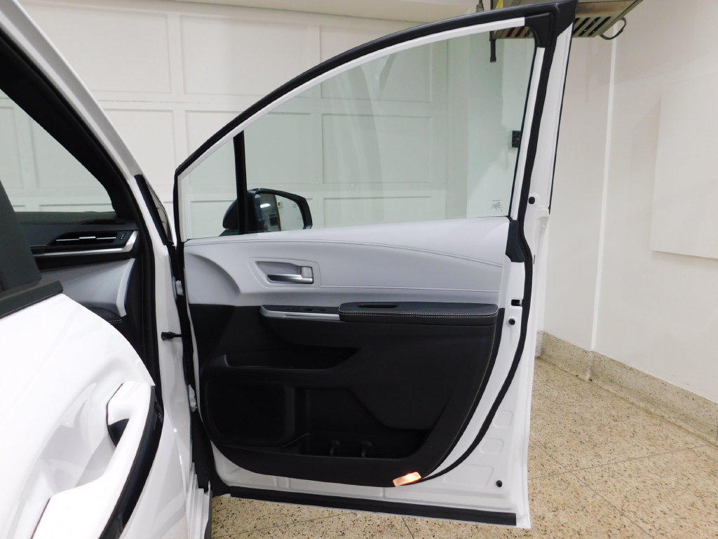 Used 2026 Toyota Sienna XSE AWD/4WD image 65