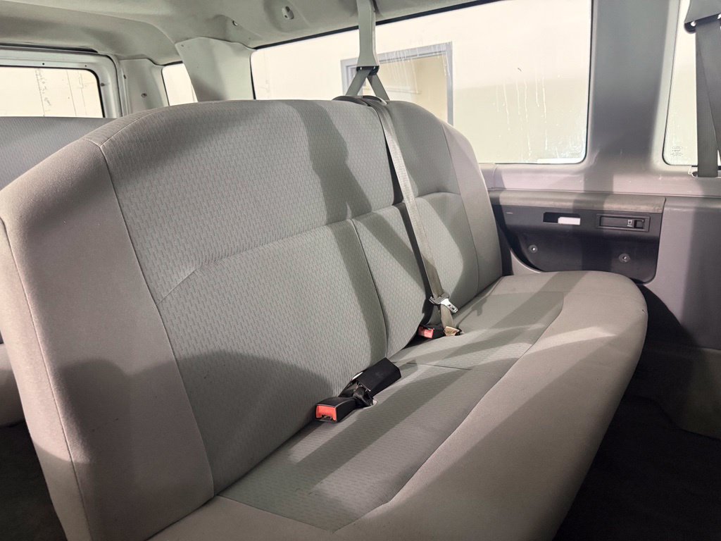 Used 2012 Ford E-350 and Econoline 350 XL RWD image 22