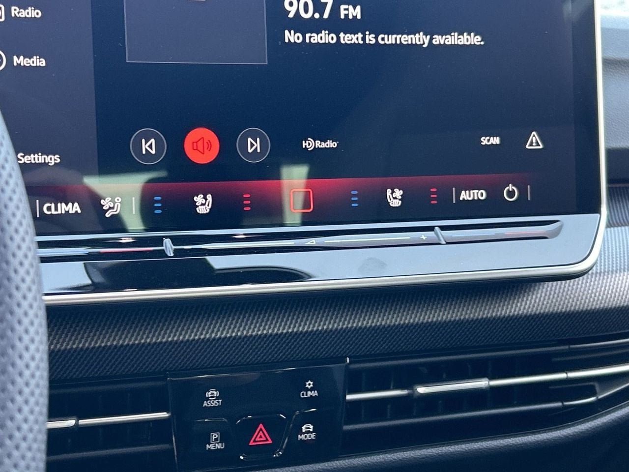 New 2026 Volkswagen GTI SE FWD image 24