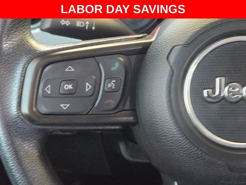 Used 2025 Jeep Wrangler Sport AWD/4WD image 19