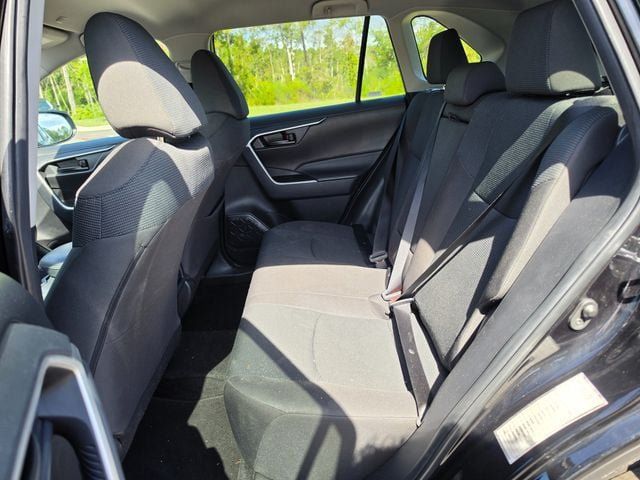Used 2025 Toyota RAV4 LE FWD image 8