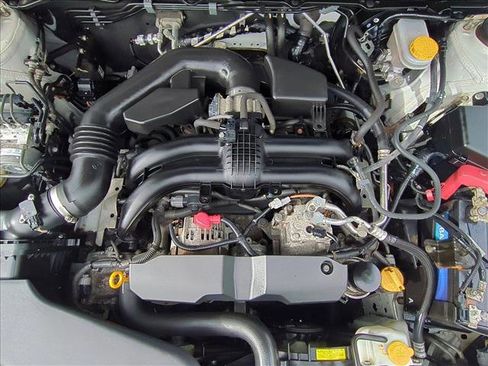 Used 2015 Subaru Outback 2.5i Limited image 23