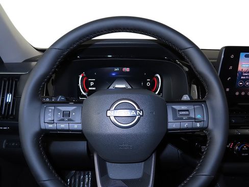 New 2026 Nissan Pathfinder SL AWD/4WD image 14