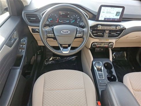 Used 2022 Ford Escape SE w/ Convenience Package image 11