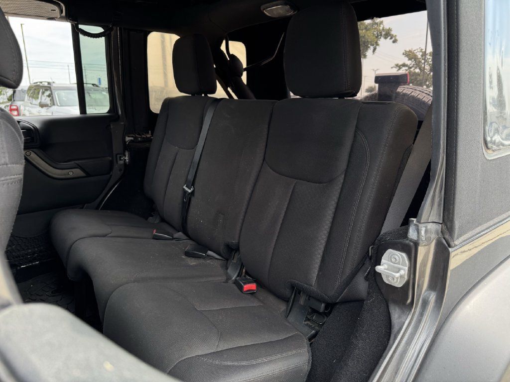 Used 2017 Jeep Wrangler Unlimited Sport w/ Quick Order Package 23S AWD/4WD image 24