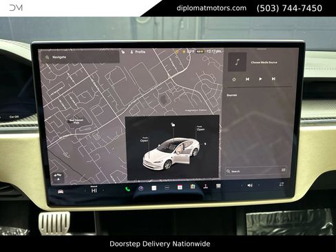 Used 2022 Tesla Model S Plaid image 30