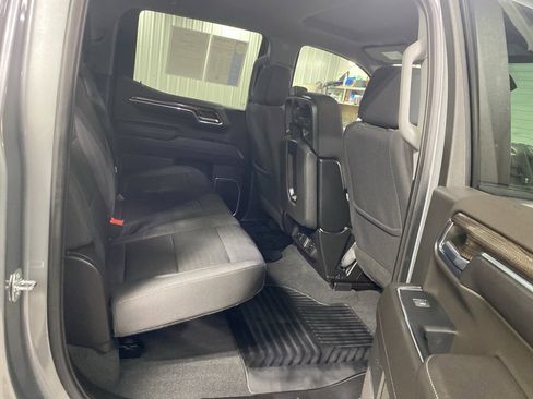 Used 2023 Chevrolet Silverado 1500 LT image 14