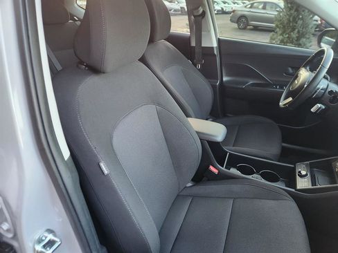 Certified 2024 Hyundai Kona SEL w/ Convenience Package image 12