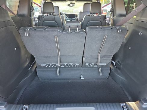 New 2026 Chrysler Pacifica Select image 13