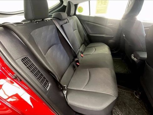 Used 2020 Toyota Prius Prime LE FWD image 19