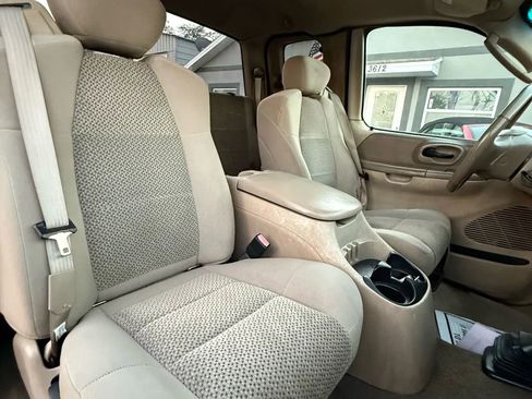 Used 2003 Ford F150 XLT image 15