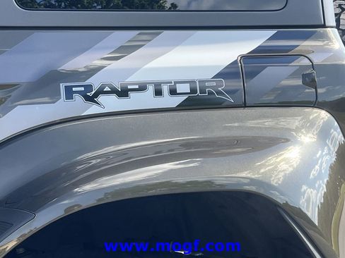 Used 2024 Ford Bronco Raptor w/ Interior Carbon Fiber Pack 6 AWD/4WD image 30