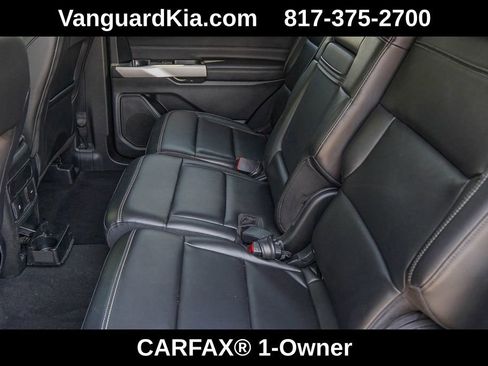 Used 2023 Ford Explorer XLT w/ Equipment Group 202A image 39