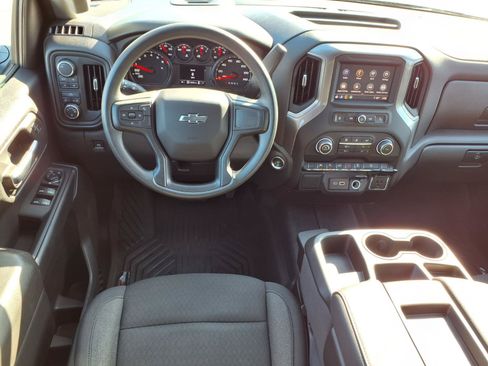 Used 2025 Chevrolet Silverado 1500 Custom Trail Boss AWD/4WD image 5