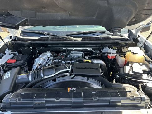 Used 2023 Chevrolet Silverado 2500 High Country w/ Technology Package image 34