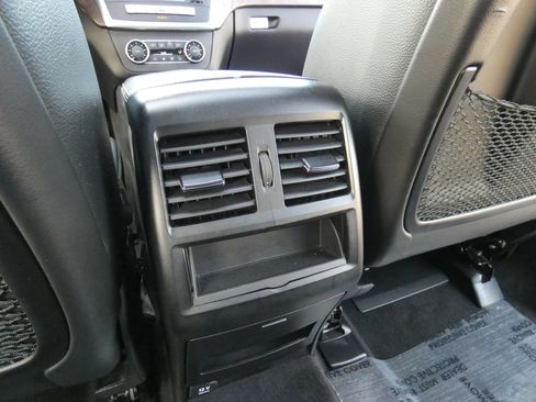 Used 2015 Mercedes-Benz ML 350 4MATIC image 58