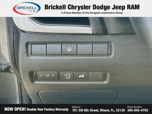 Used 2024 Nissan Rogue SV FWD image 34