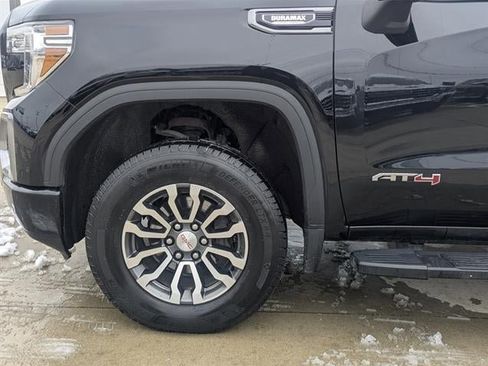 Used 2020 GMC Sierra 1500 AT4 w/ AT4 Premium Package image 10