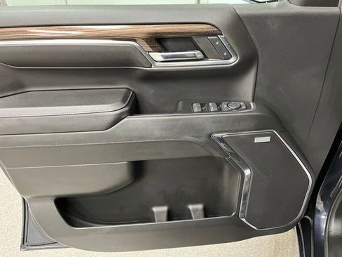 Used 2024 Chevrolet Silverado 1500 RST w/ Convenience Package II AWD/4WD image 16
