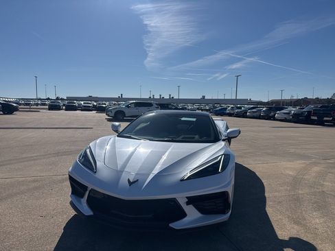 Used 2023 Chevrolet Corvette Stingray Premium Conv w/ Z51 Performance Package image 5