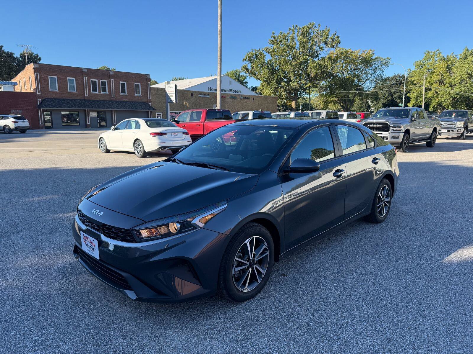 Used 2023 Kia Forte LXS FWD image 1