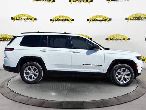 Certified 2022 Jeep Grand Cherokee L Laredo RWD image 6