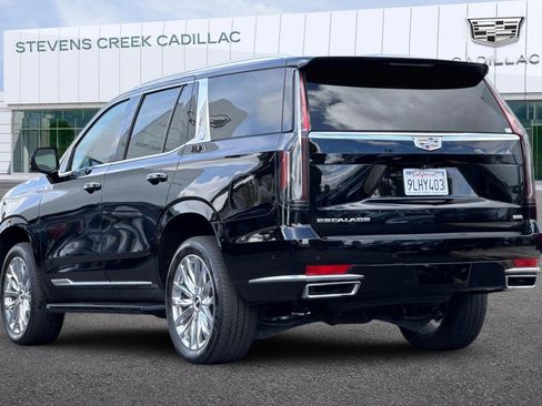 Certified 2024 Cadillac Escalade Premium Luxury image 5