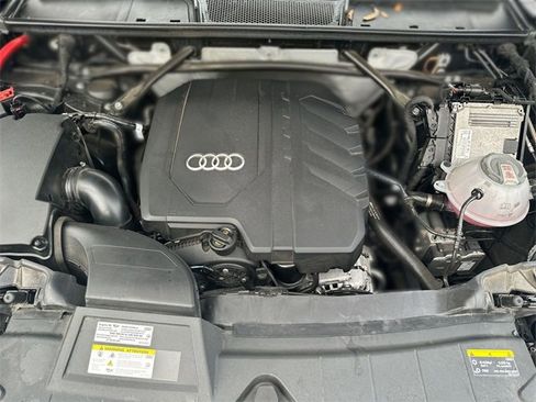 Used 2023 Audi Q5 2.0T Premium w/ Convenience Package image 28