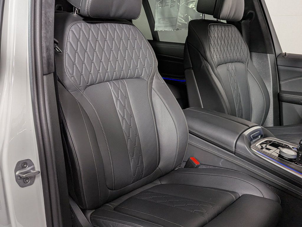 Used 2026 BMW ALPINA XB7 AWD/4WD image 33