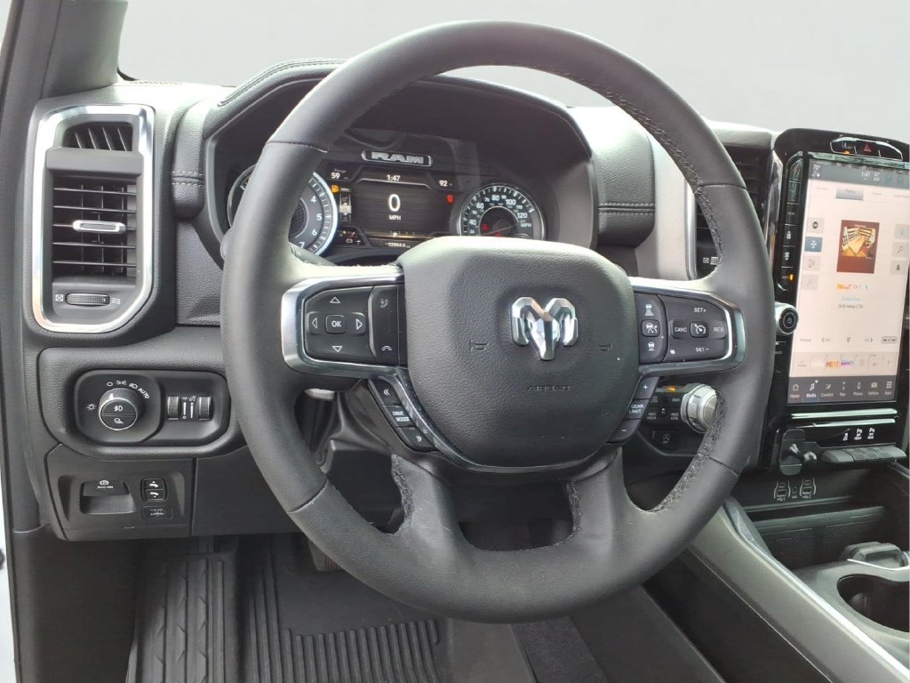 Used 2025 RAM 1500 Laramie w/ Sport Appearance Package AWD/4WD image 3