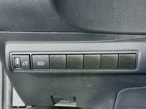 Used 2024 Toyota Corolla LE FWD image 10