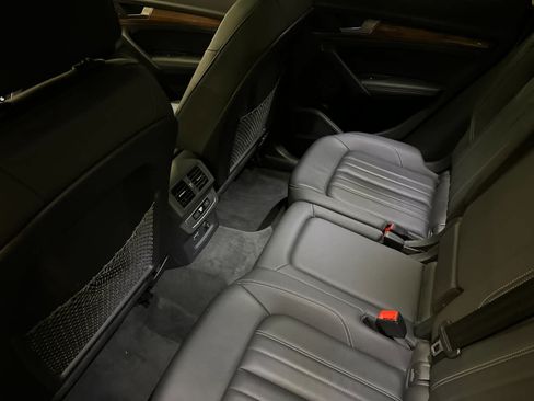 Used 2023 Audi Q5 2.0T Premium Plus w/ Premium Plus Package AWD/4WD image 4