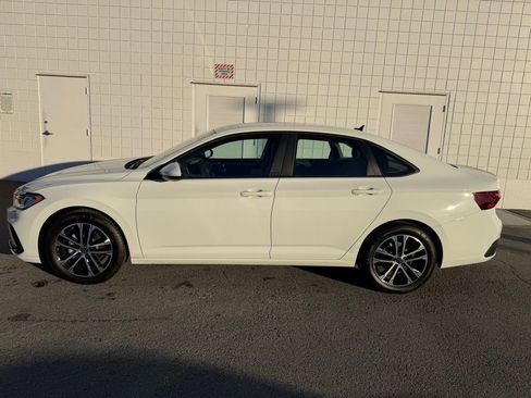 New 2026 Volkswagen Jetta Sport image 3