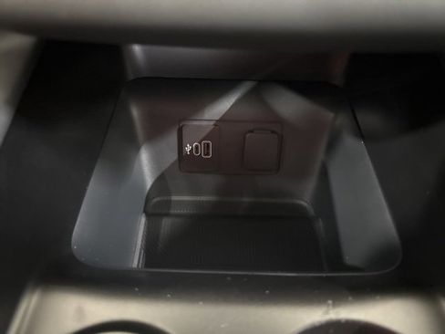 New 2026 Ford Explorer Active w/ Active Comfort Package image 37