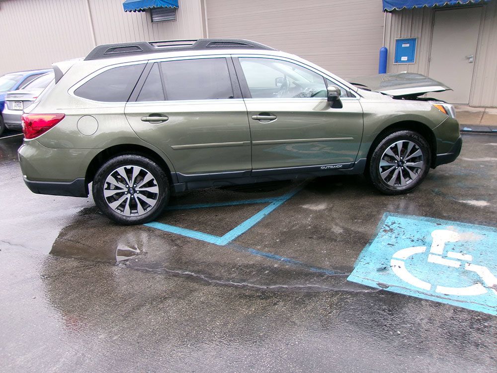 Used 2017 Subaru Outback 2.5i Limited AWD/4WD image 7