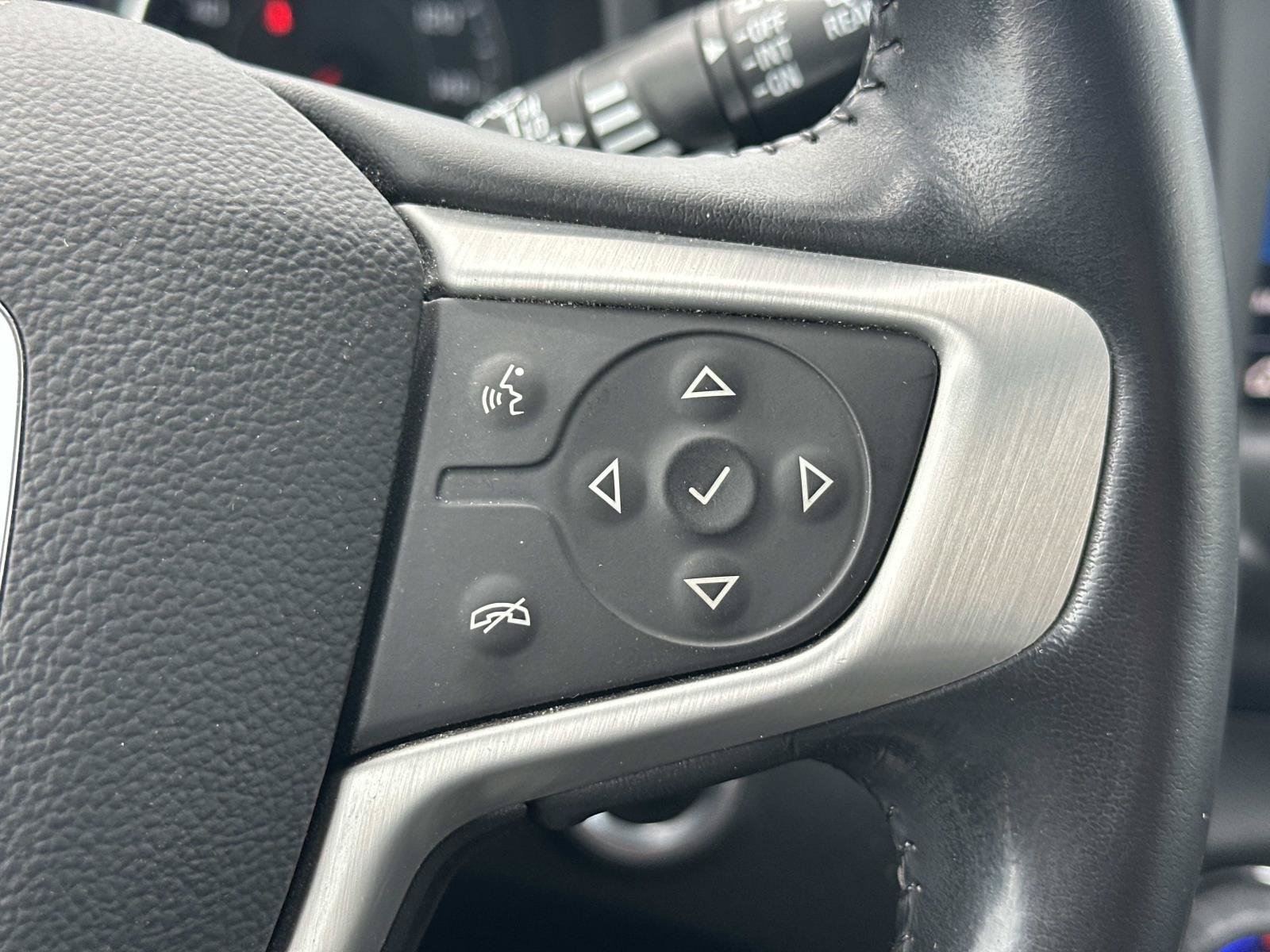 Certified 2022 GMC Terrain SLT FWD image 22