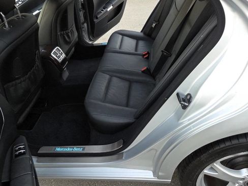 Used 2013 Mercedes-Benz S 550 4MATIC image 35