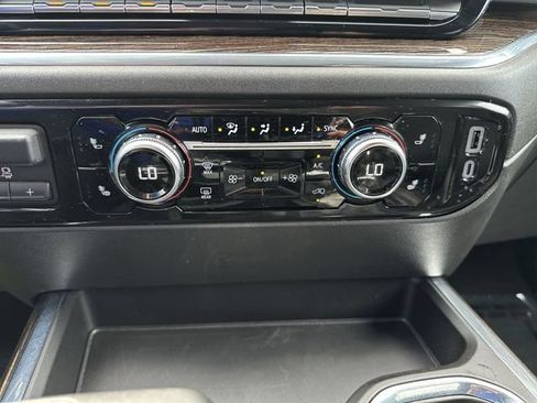 Used 2023 GMC Sierra 1500 Elevation w/ Elevation Premium Package AWD/4WD image 19