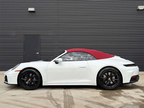 Certified 2026 Porsche 911 Carrera image 2