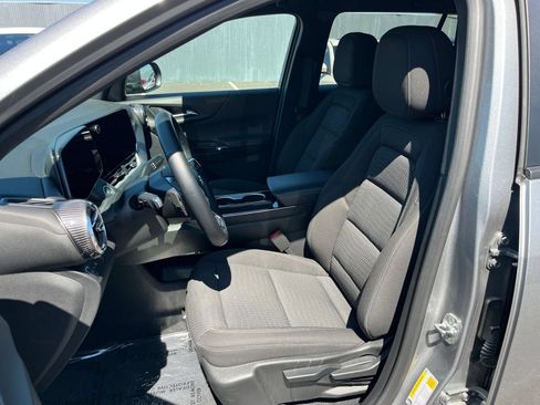 Used 2025 Chevrolet Equinox LT FWD image 31