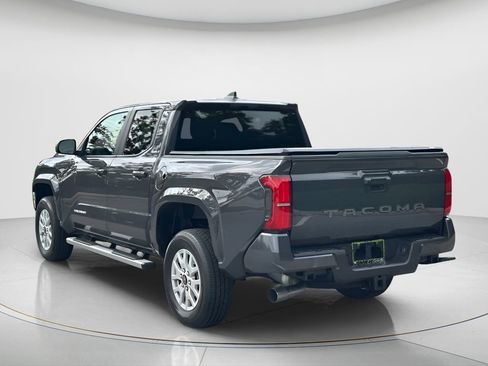 Used 2025 Toyota Tacoma SR5 RWD image 7