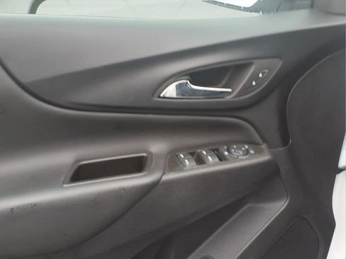 Certified 2024 Chevrolet Equinox LT w/ LPO, Floor Liner Package image 9