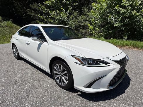 Used 2020 Lexus ES 350 w/ Premium Package FWD image 4