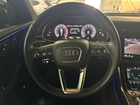 Used 2022 Audi Q8 Prestige AWD/4WD image 22