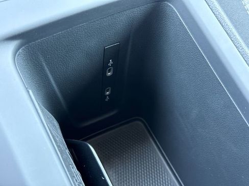 New 2025 Volkswagen Tiguan S image 40