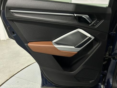 Used 2020 Audi Q3 2.0T Premium Plus w/ Premium Plus Package image 28